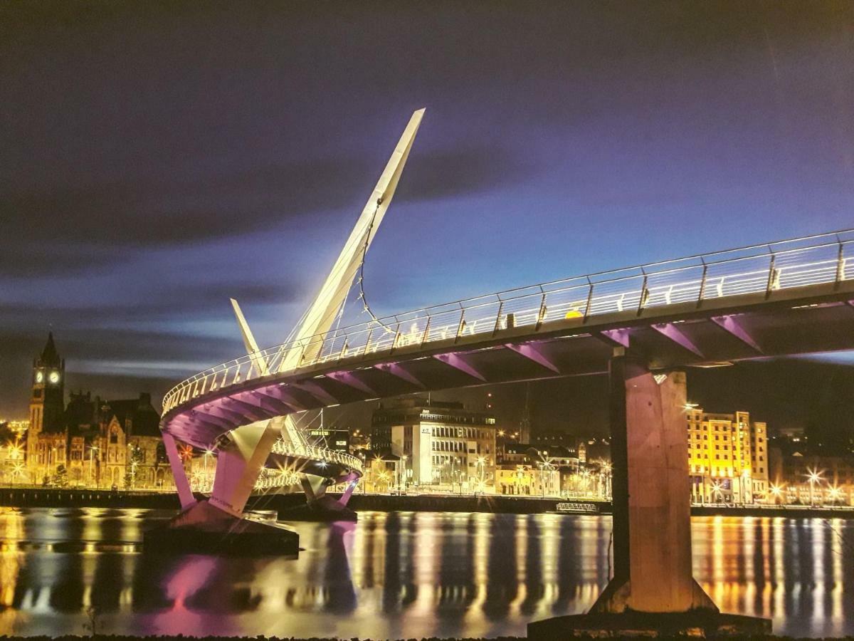 Willa Bridge House Derry City Townhouse Central Free Parking Zewnętrze zdjęcie